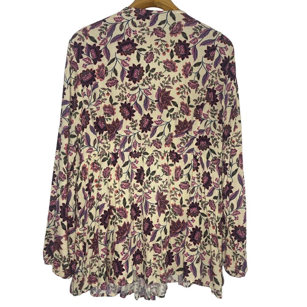 Torrid Babydoll Rayon Crepe Embroidered Lace-Up Top Sz: 2 - Picture 3 of 10